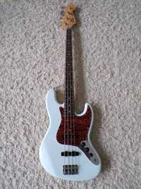 Fender Japan Jazz Bass '62 Reissue Vintage  z roku 2012