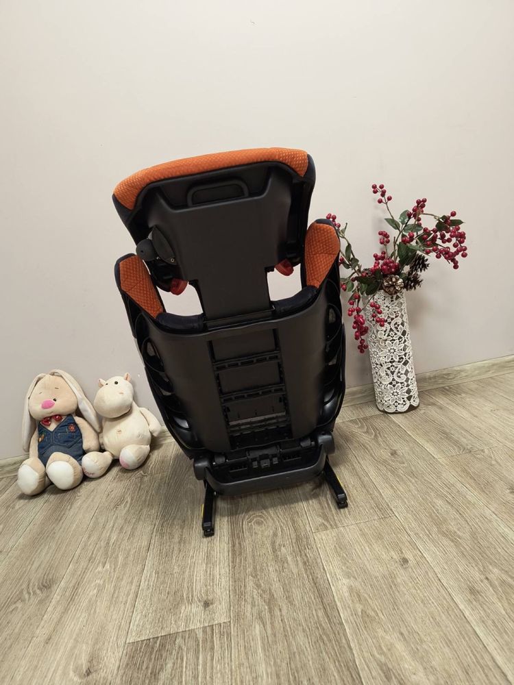 Автокрісло Recaro Monza Seatfix Група 2/3 (15-36кг)