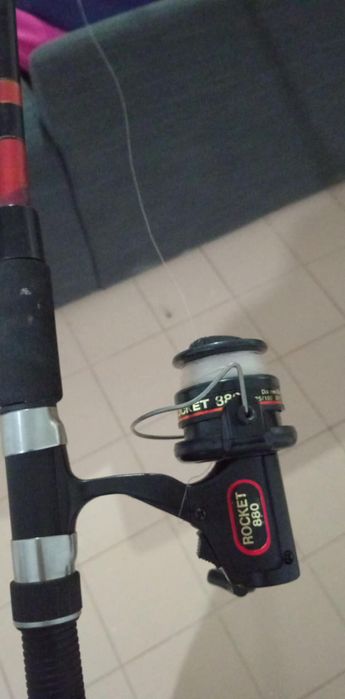 Cana de pesca rocket 880