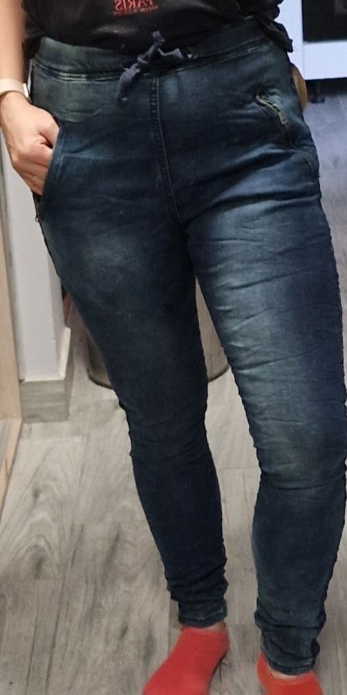 Spodnie gnieciuchy z lampasem a'la jeans 36  S