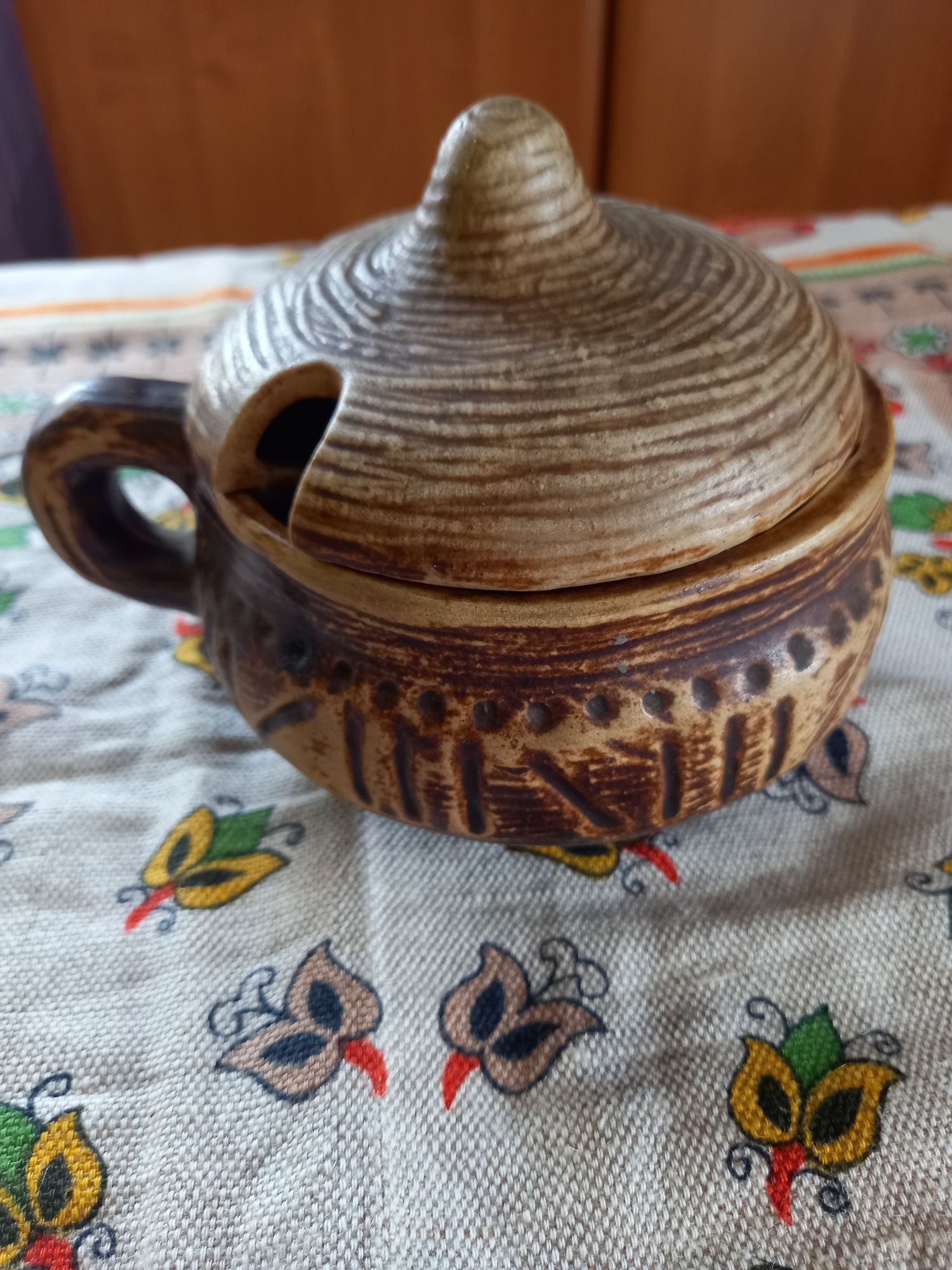 Cukiernica ceramika