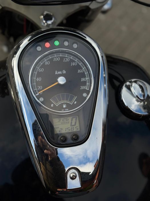 Motocykl Suzuki Intruder 2013