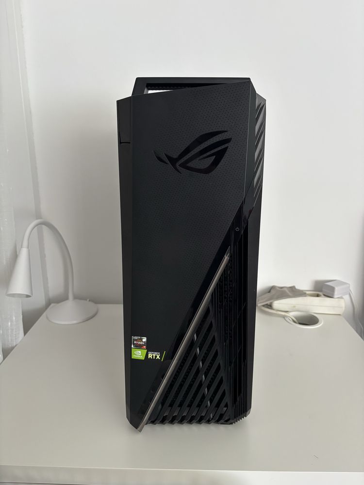 Asus ROG Gaming PC - Perifericos Incluidos
