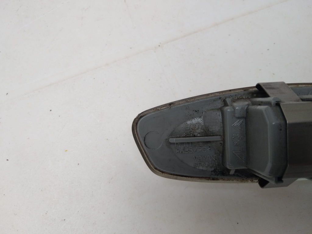 Pisca lateral peugeot 207