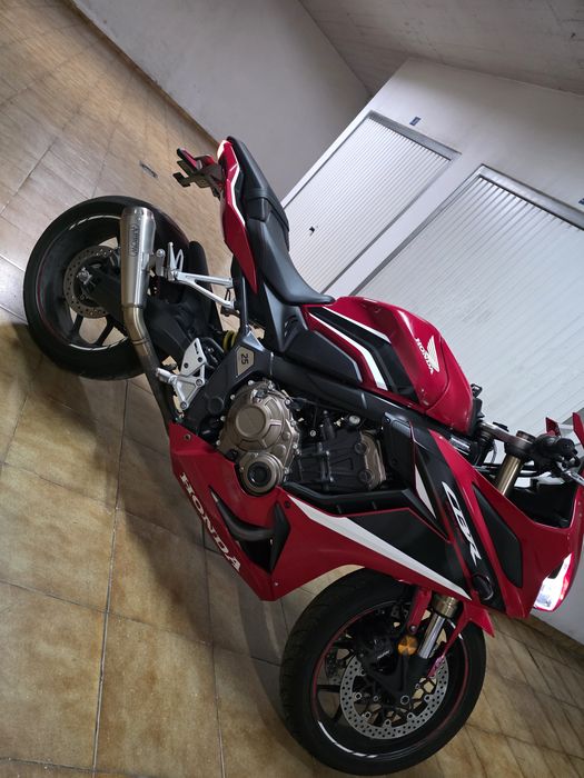 CBR 650R  2021 / 10milKm