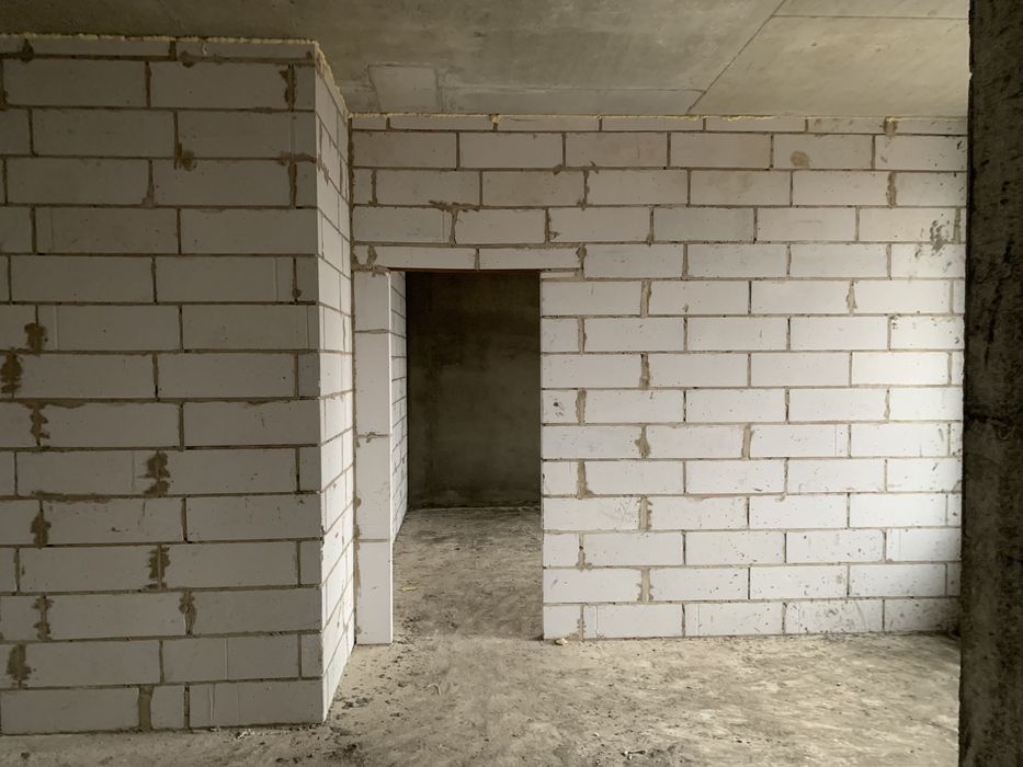 Продаж 1к квартири 44 кв. м на вул. Івана Богуна 27А