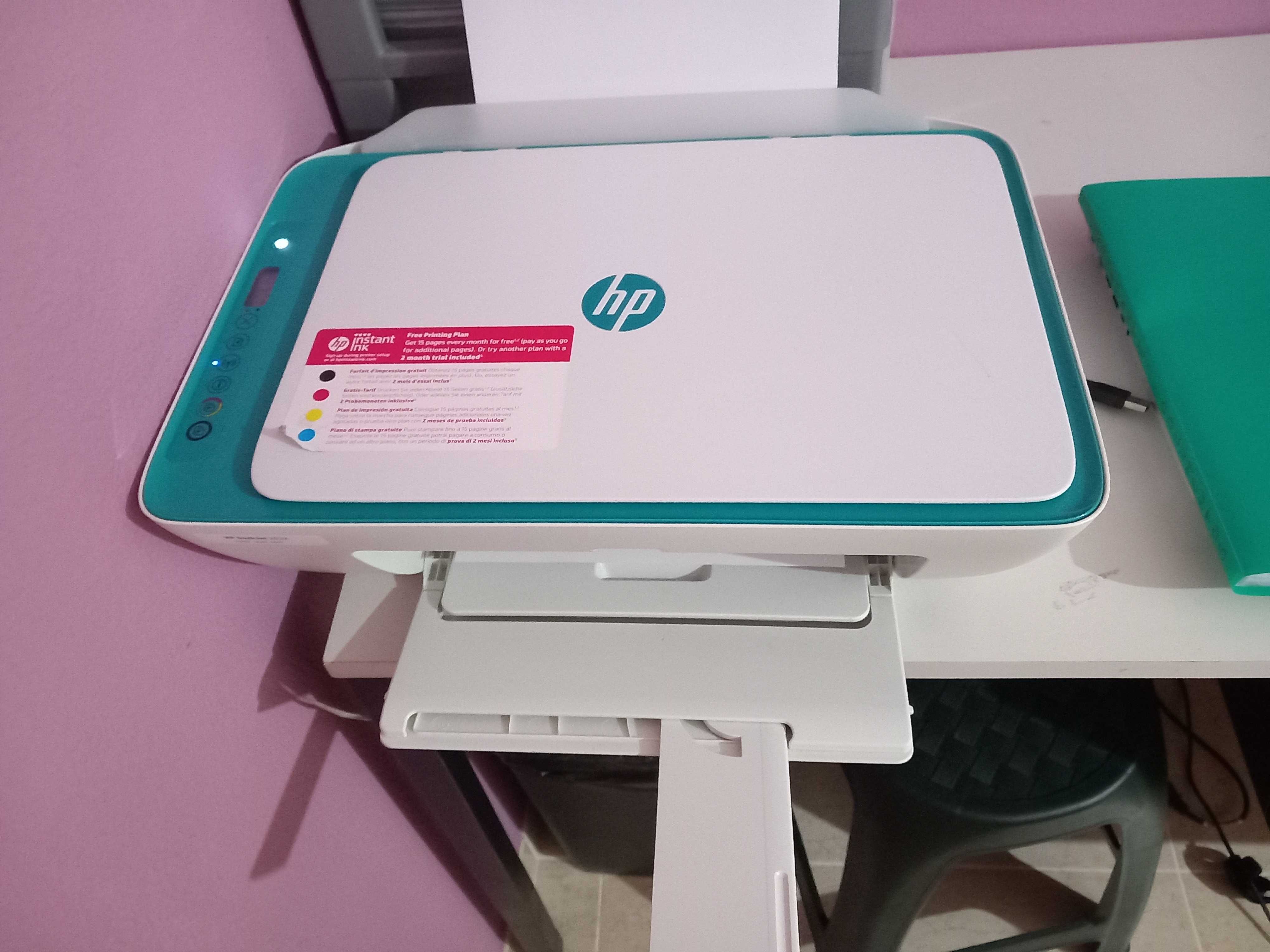 Impressora HP com tinteiros 304