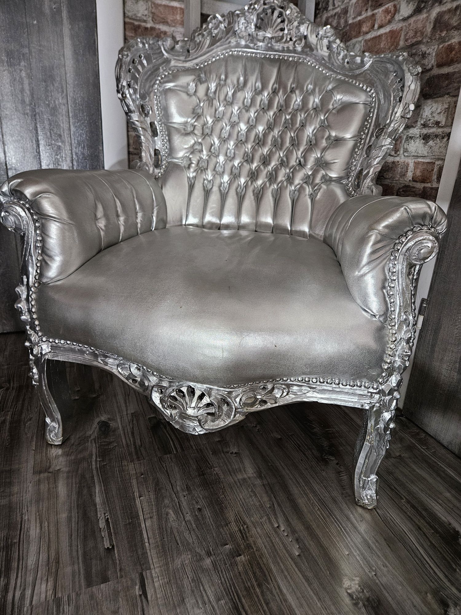 Szezlag srebrny z fotelem
