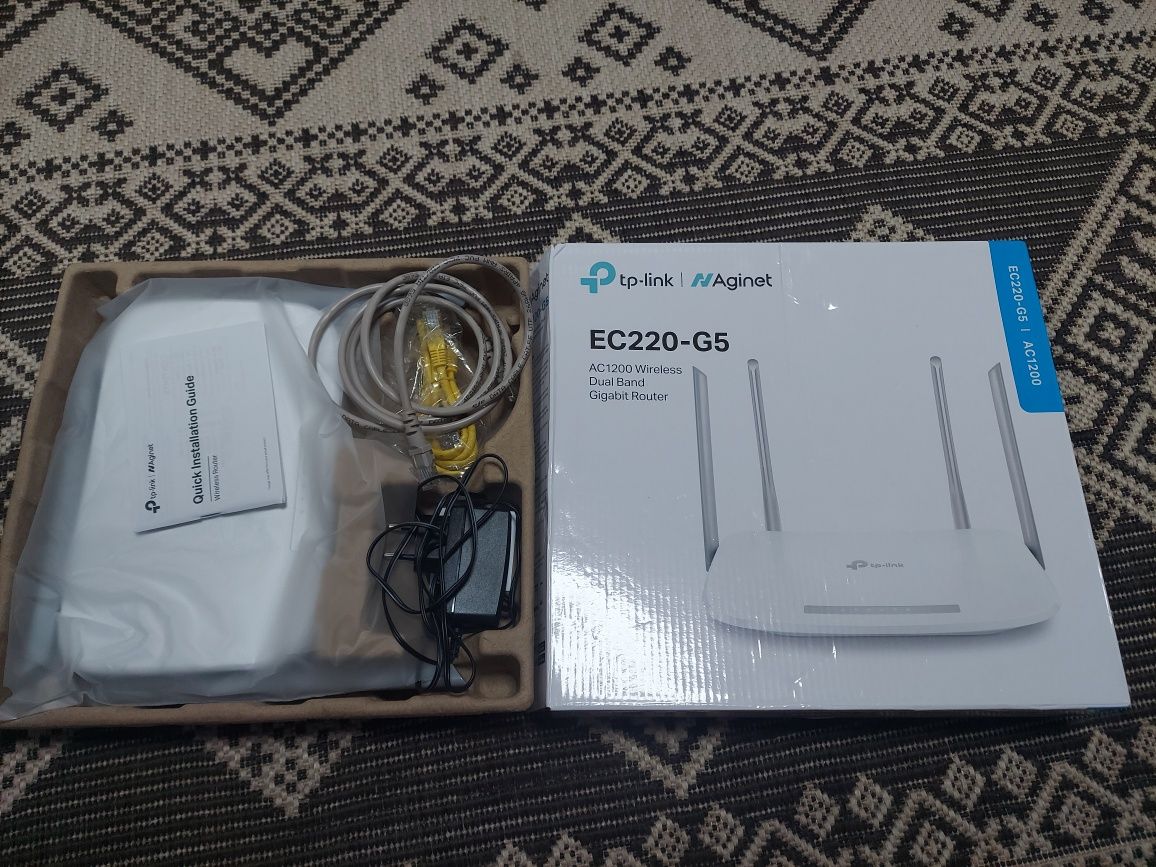 Продам TP-link EC1200-G5 Wireless