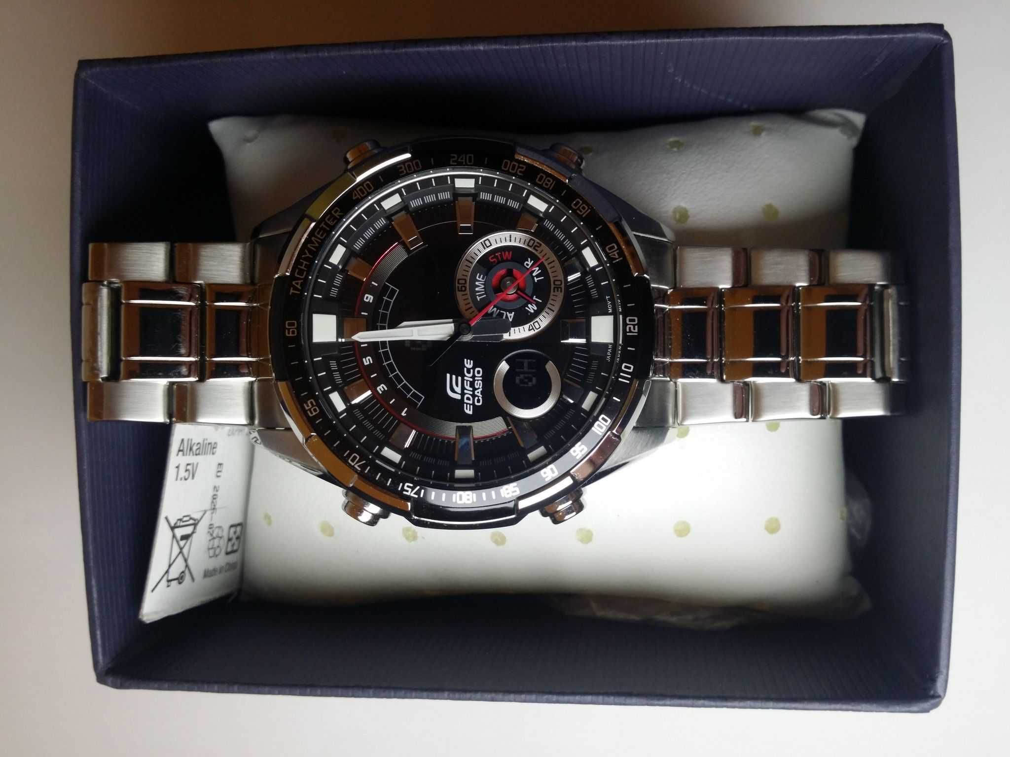 Zegarek Casio ERA-600D-1AVUEF