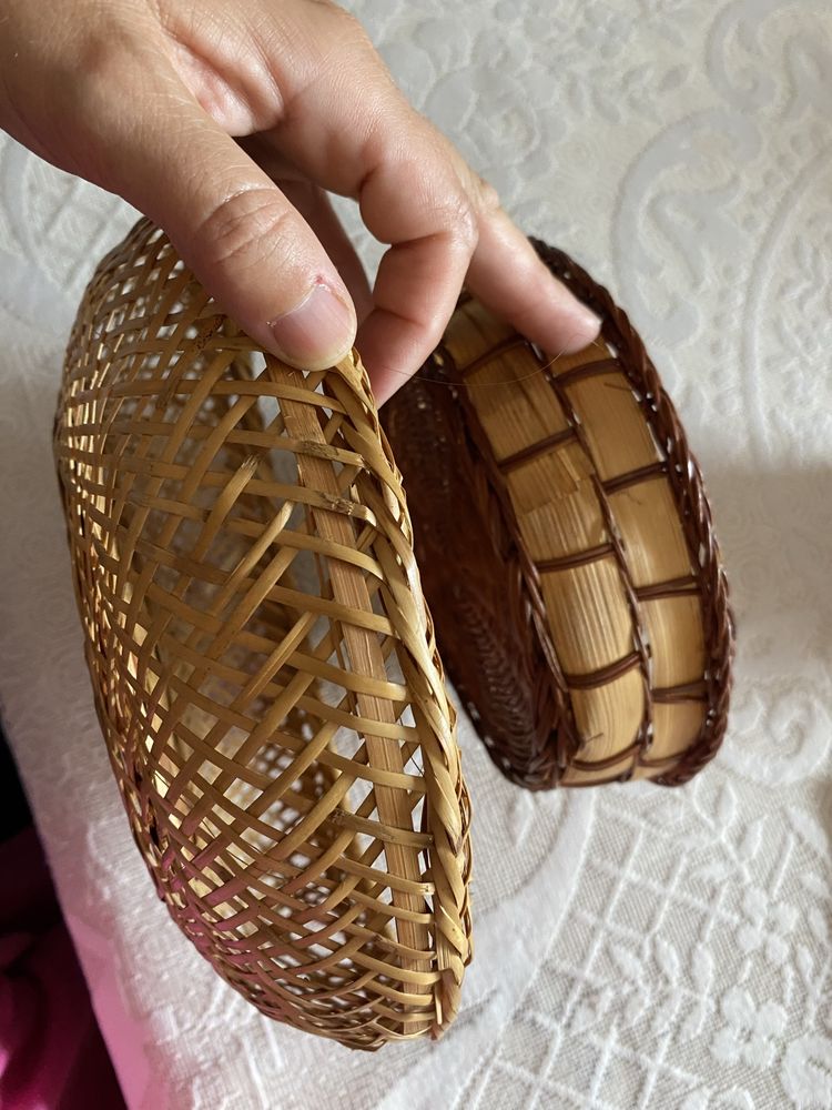2 cestos pequenos