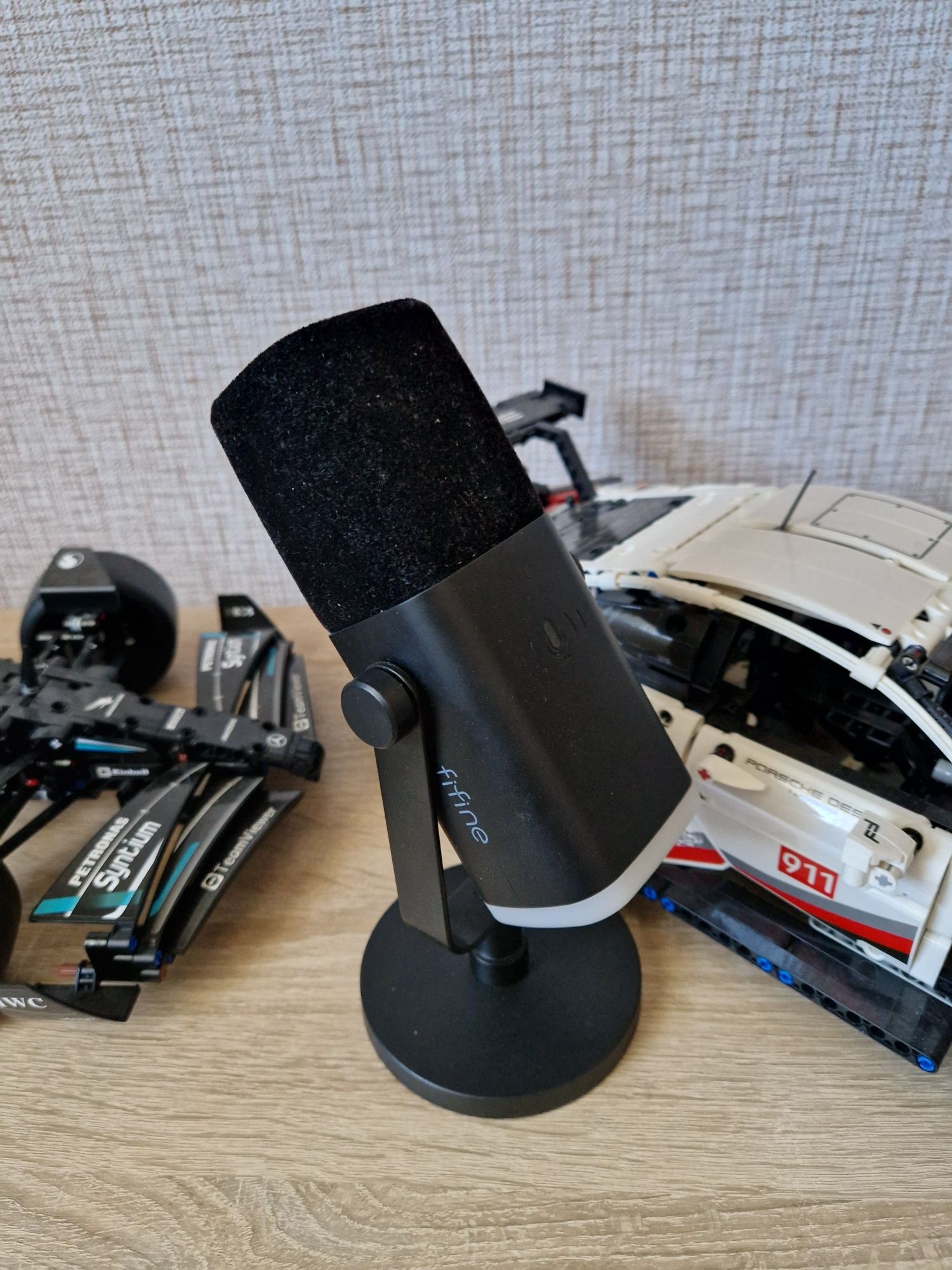 Мікрофон Fifine Ampligame AM8