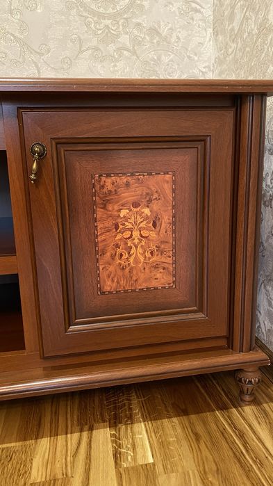 Тумба комод під телевізор