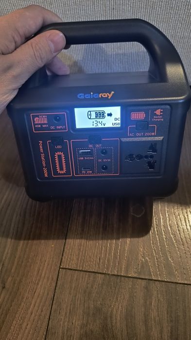 Портативна електростанція 220V 200W LiFePO₄ БДЖ, Швидка зарядка