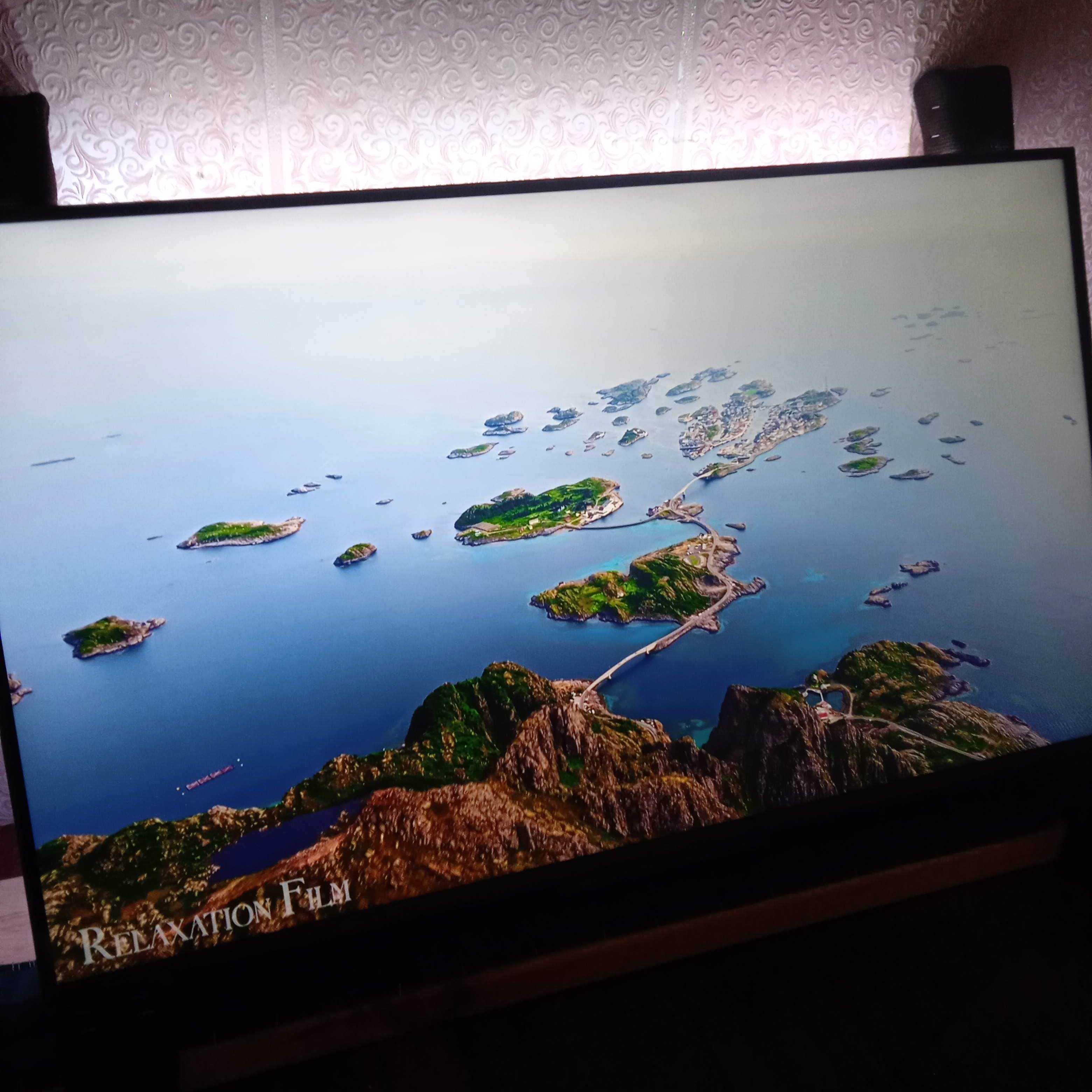 Телевізор Philips 43PUS8108/12 4K Ultra HD Smart Ambilight 2023р.