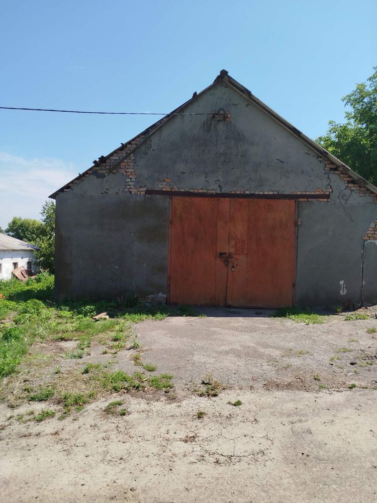 Продається виробниче приміщення в м.Дунаївці