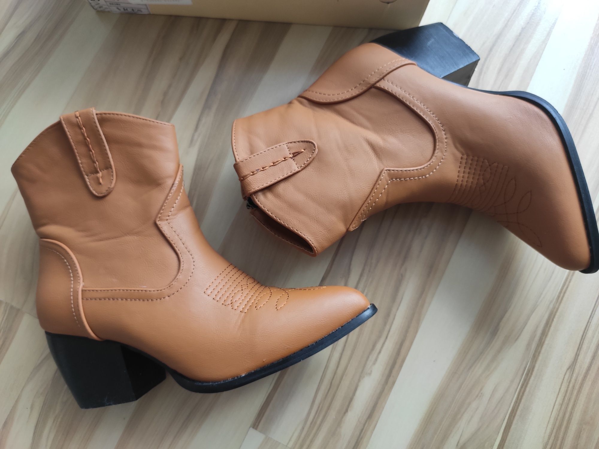 ## NOWE brązowe kamelowe kowbojki Vices kozaki botki roz. 40 ##