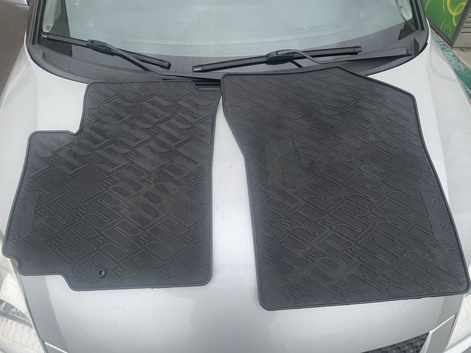 Коврикм резиновые Suzukl SPLASH