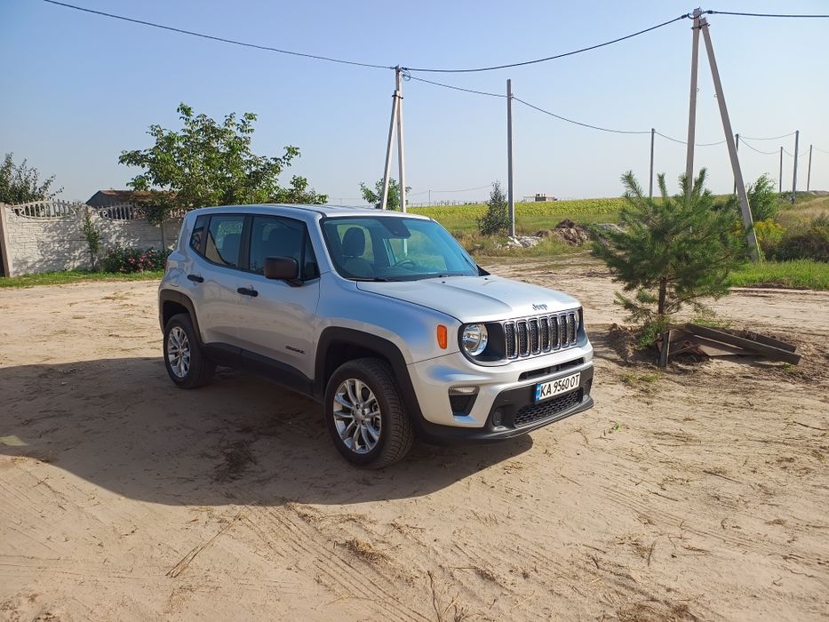 Jeep.    renegade