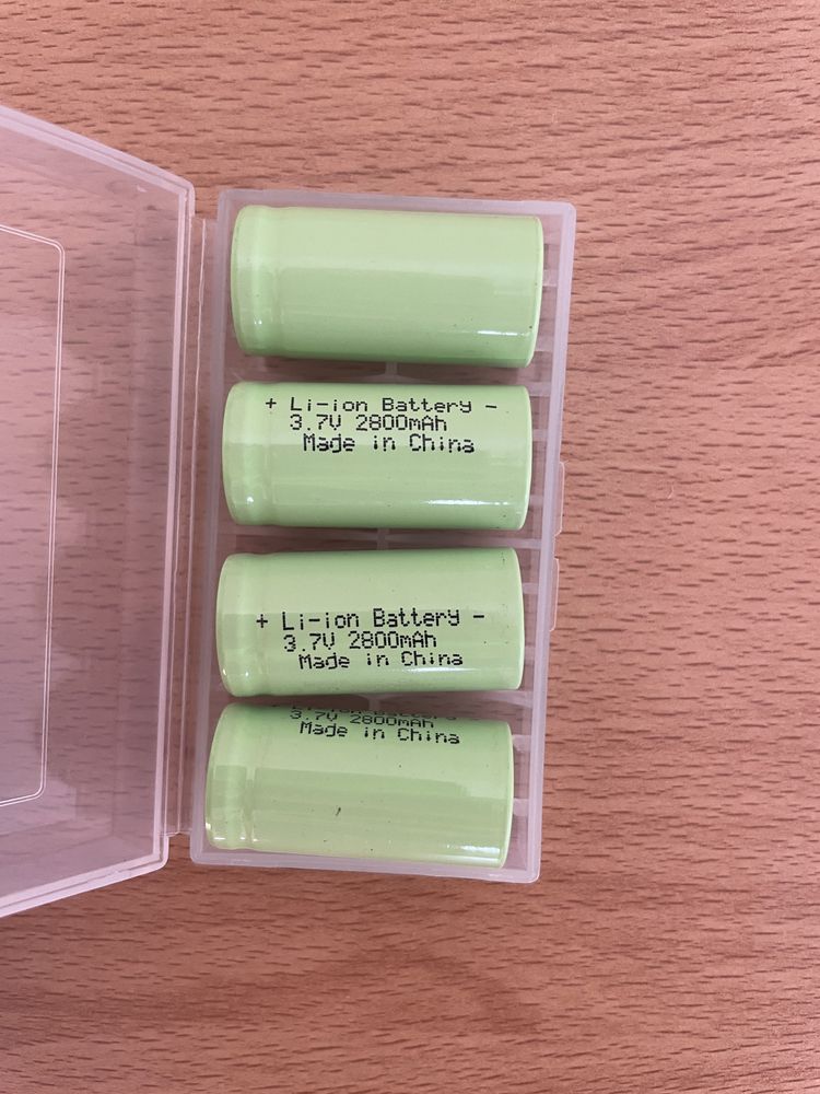 Акумулятор 3.7В 16340 2800mAh для ліхтарика + зарядка для акумів