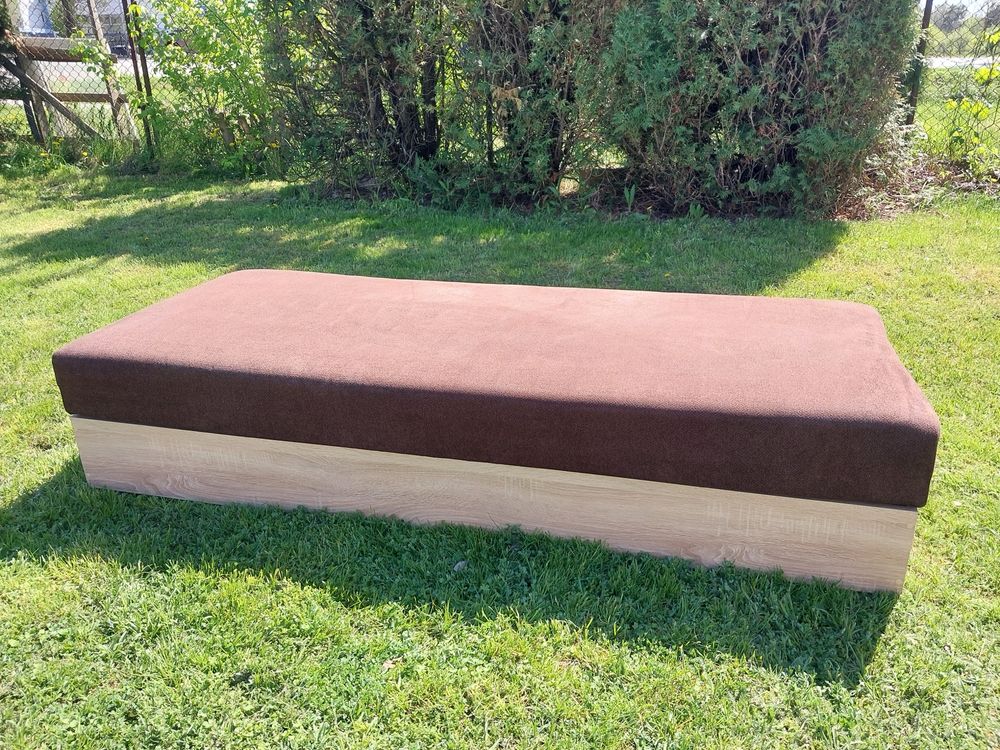 Tapczan brązowy 1-osobowy z pojemnikiem na pościel  188 x 78 cm
