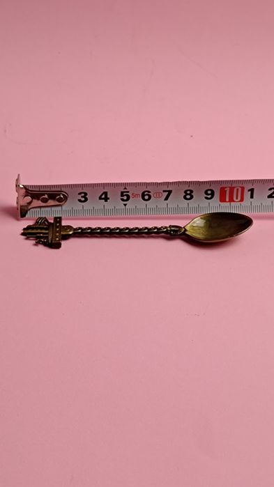 Vintage brąz rzeźbiona łyżeczka do herbaty albo kawy.