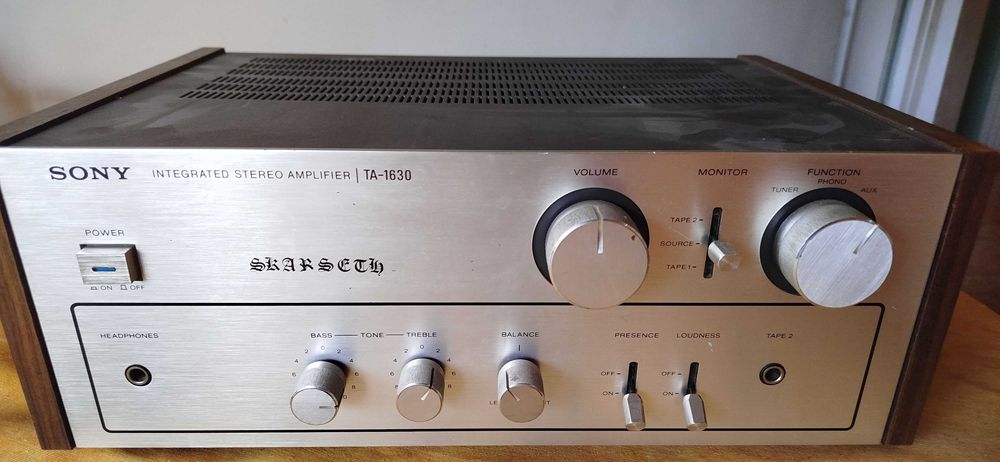 Klasyczny wzmacniacz Sony TA-1630 (1975 r.)
