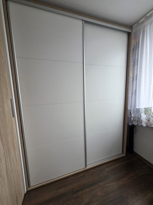 Szafa 180cm Dąb sonoma z drzwiami przesuwnymi BRW