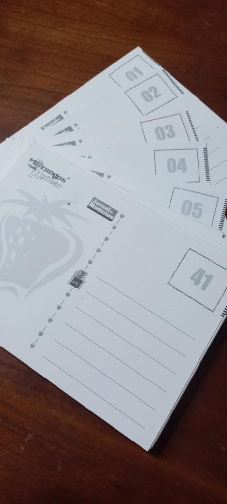 Postais morangos com açúcar