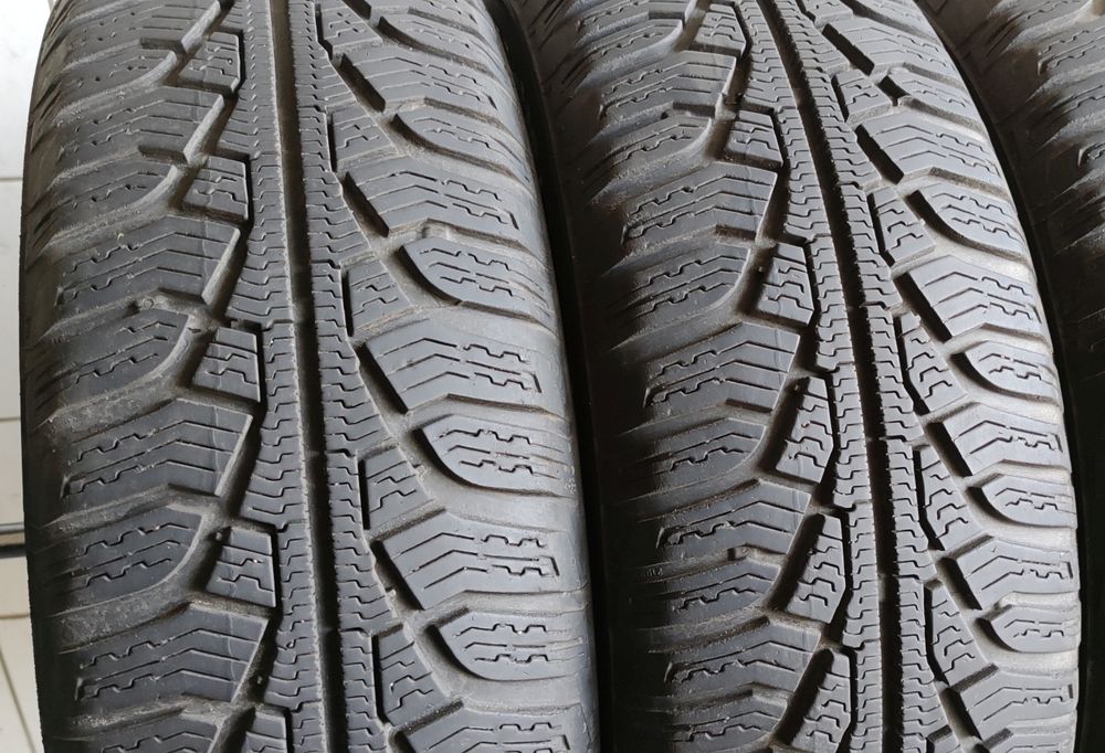 2x 185/65R15 Uniroyal MS Plus 77 88T 6,06mm