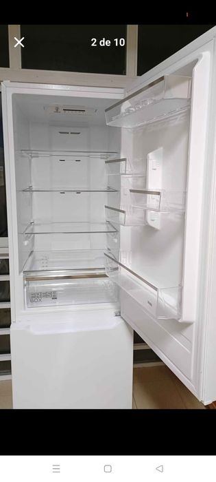 Frigorífico Combinado Midea com garantia até 2027