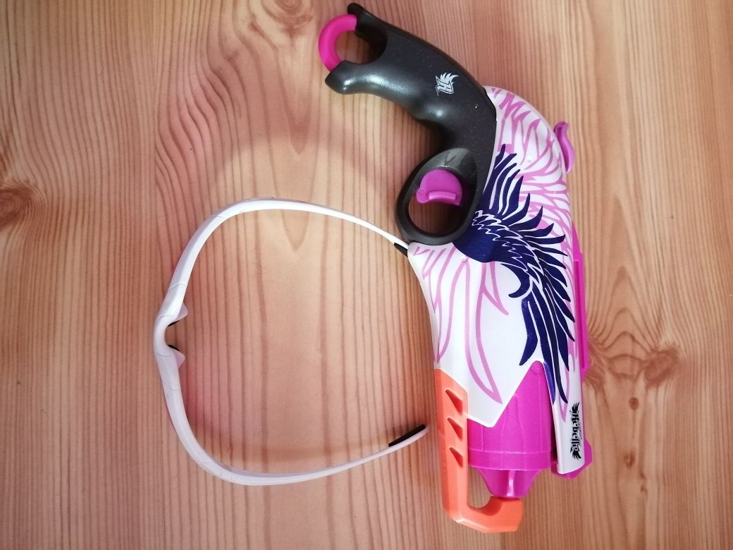Nerf pistolety i okulary