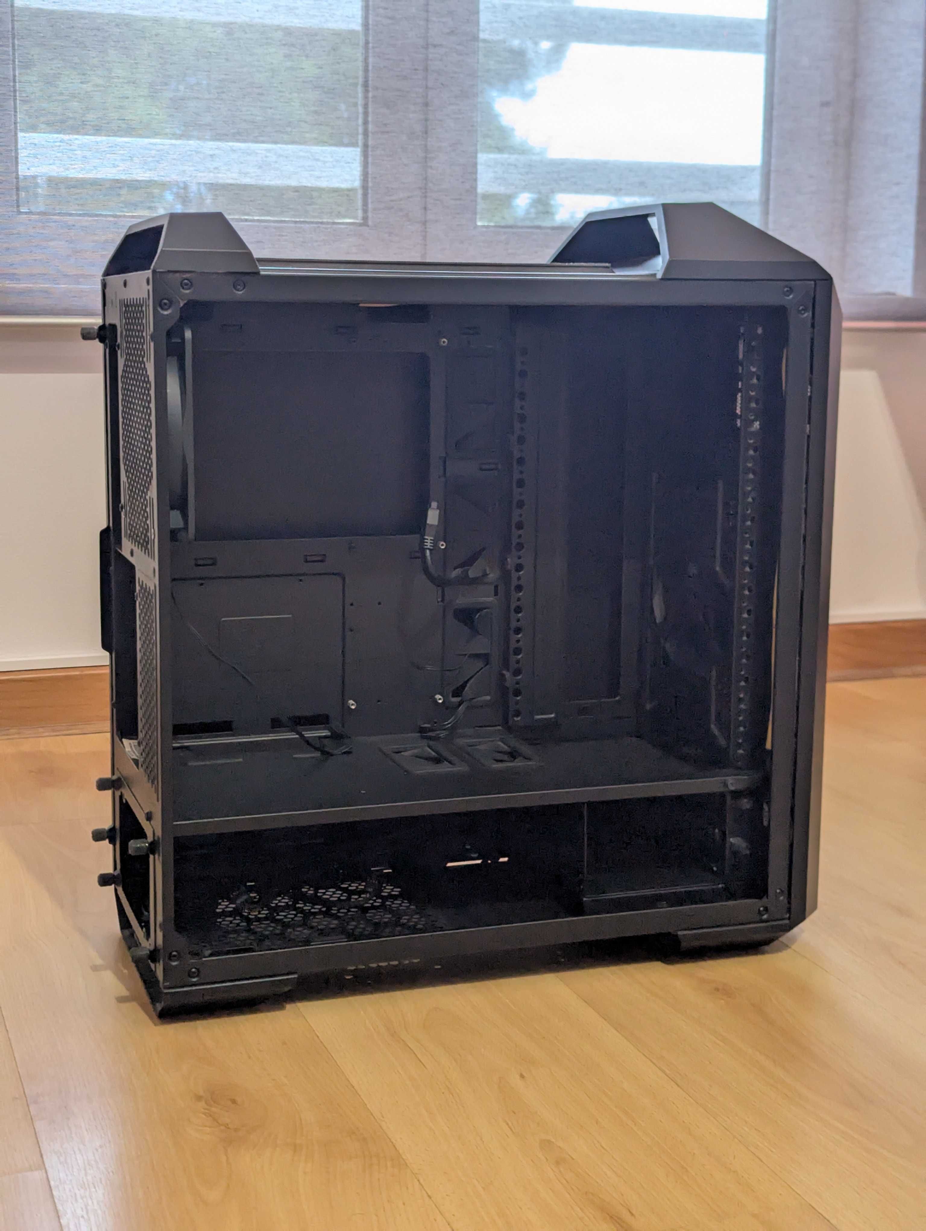 Caixa Cooler Master MC500