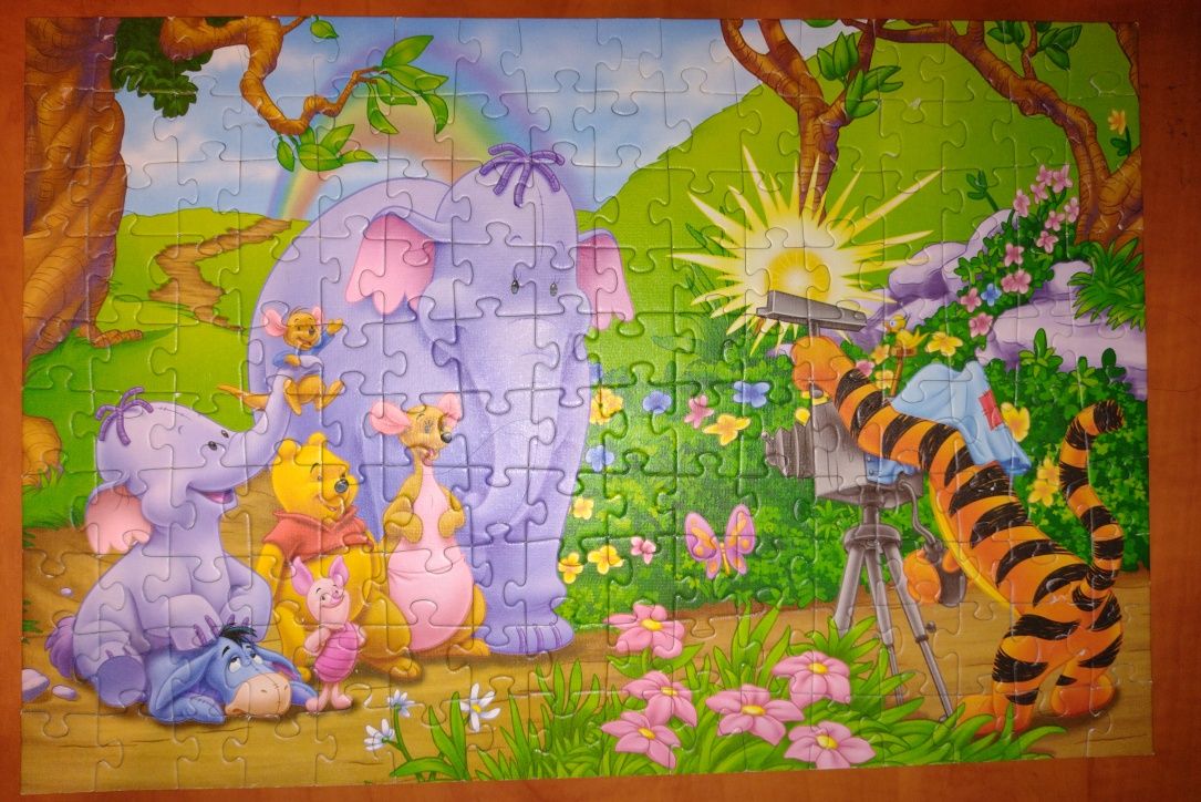 Puzzle Kubuś Puchatek i przyjaciele 160 el + puzzle Pinokio 30 gratis