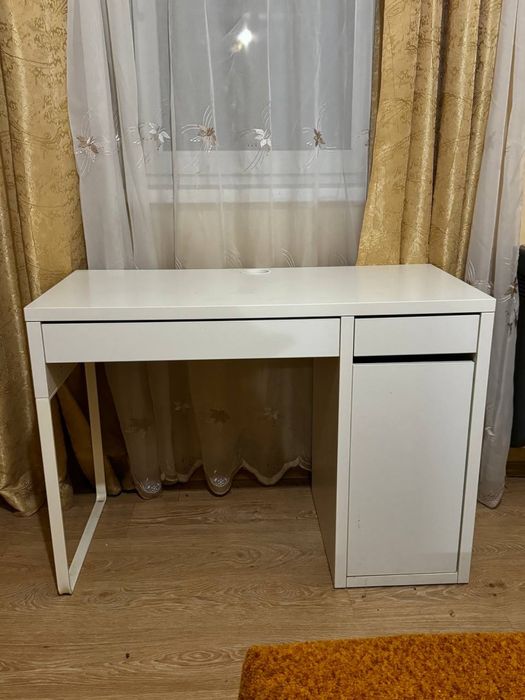 Письмовий стіл IKEA МІСКЕ білий