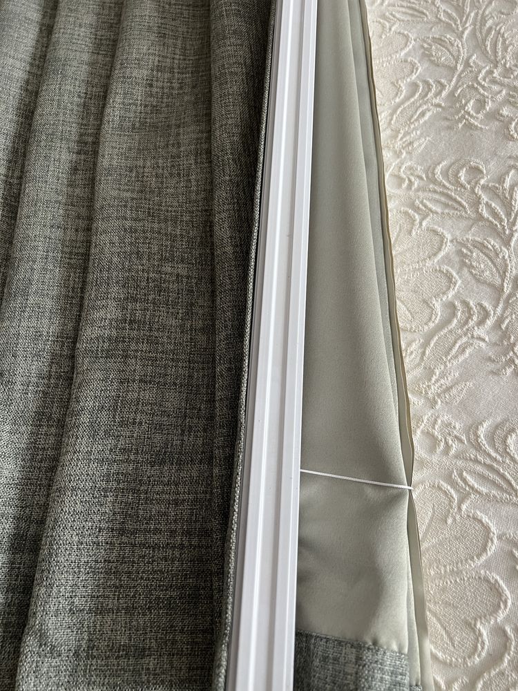 2 cortinados estilo japonês