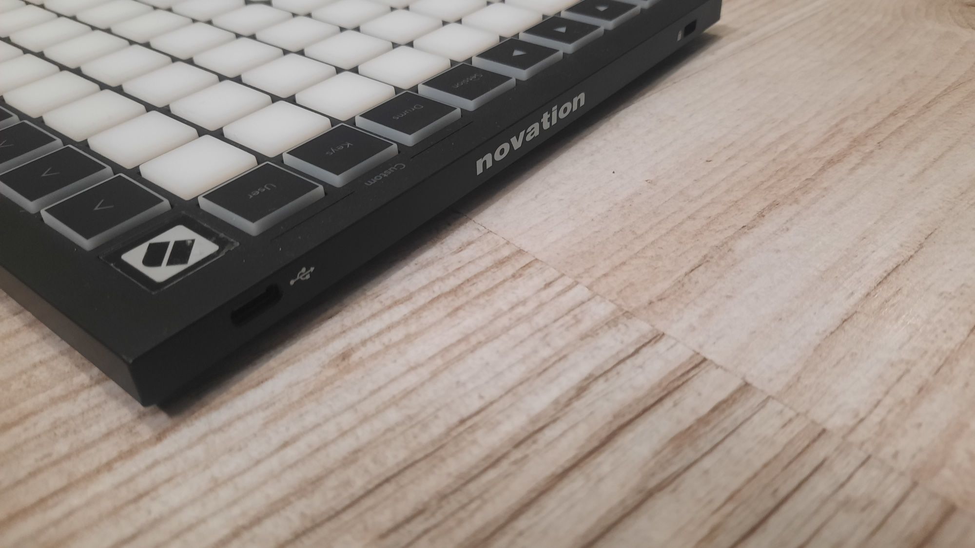 novation launchpad mini mk3 midi контролер ableton
