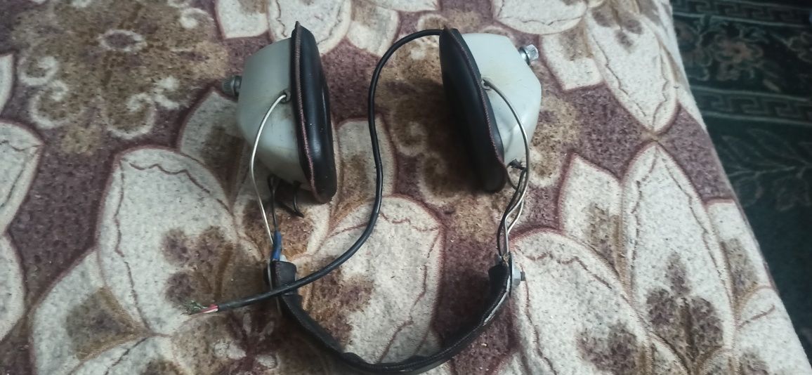 Продам наушники ТДС-6