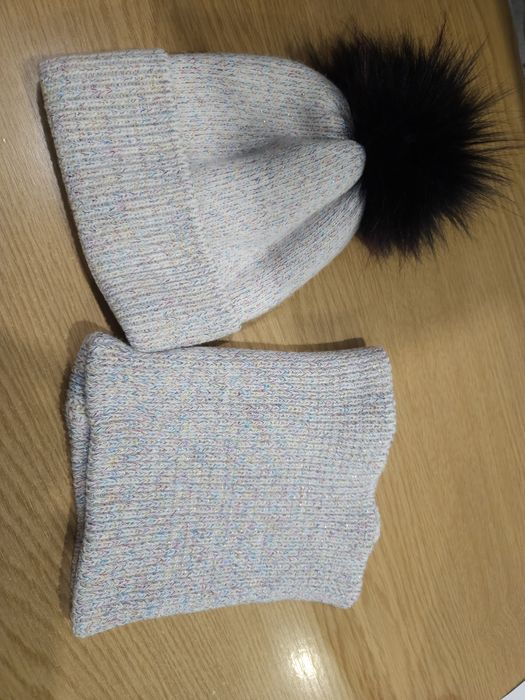 Шапка зимова для дівчинки