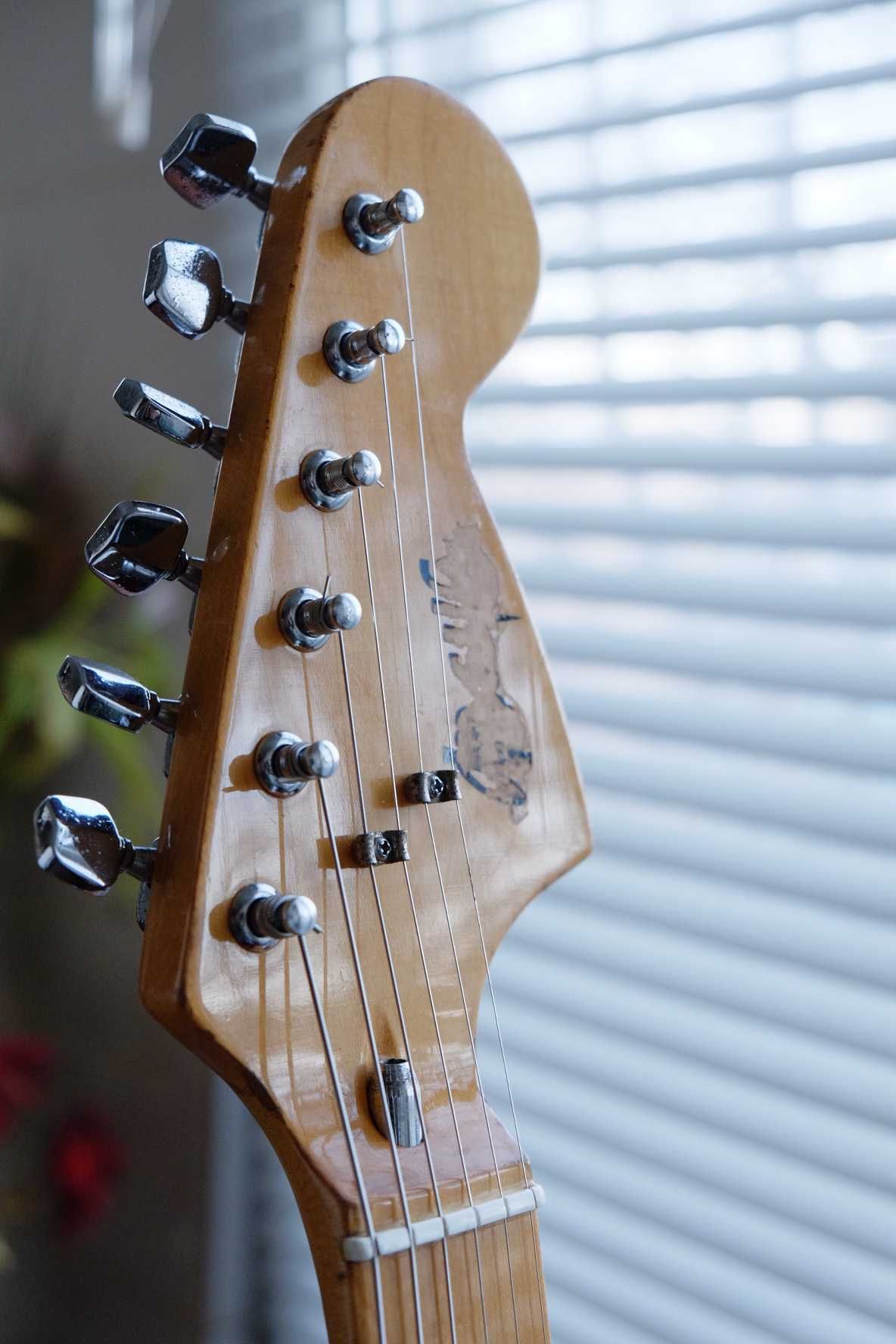 Электрогитара Maya Stratocaster Japan