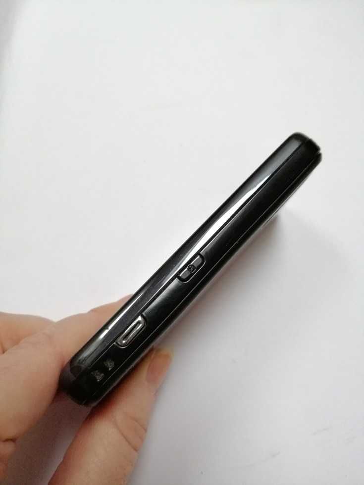 Telefon Samsung GT-S5230 Avila. Uszkodzony wyświetlacz.