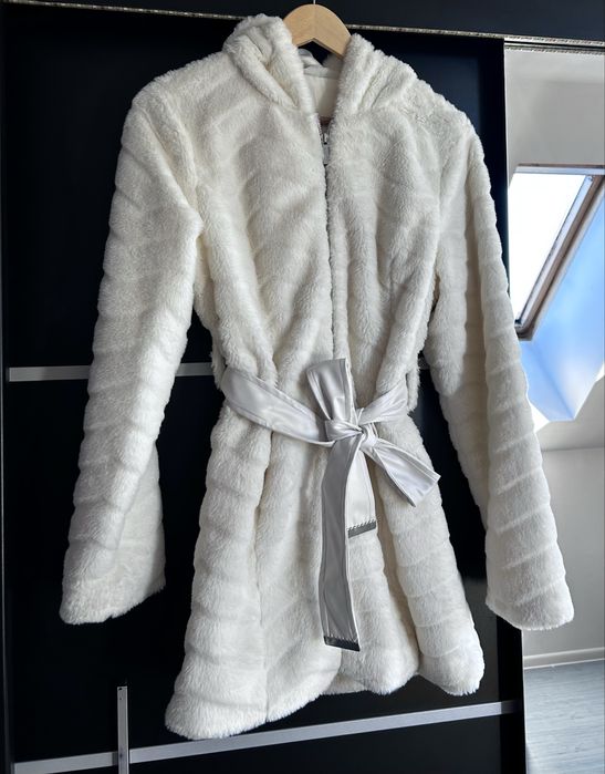 Kurtka futrzana z Lipsy London