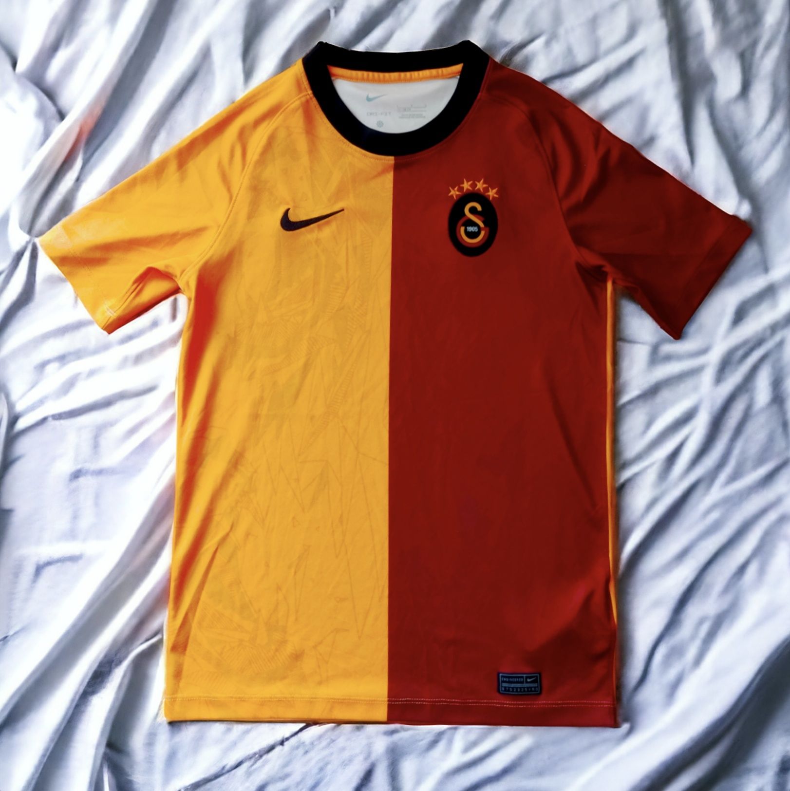 Koszulka Nike zespołu Galatasaray Istambuł (domowa sezon 2022/23)