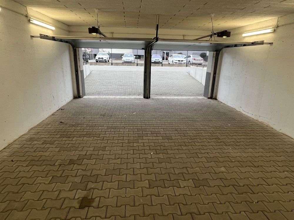 Wynajmę garaż / magazyn na ul.Rozmarynowej.