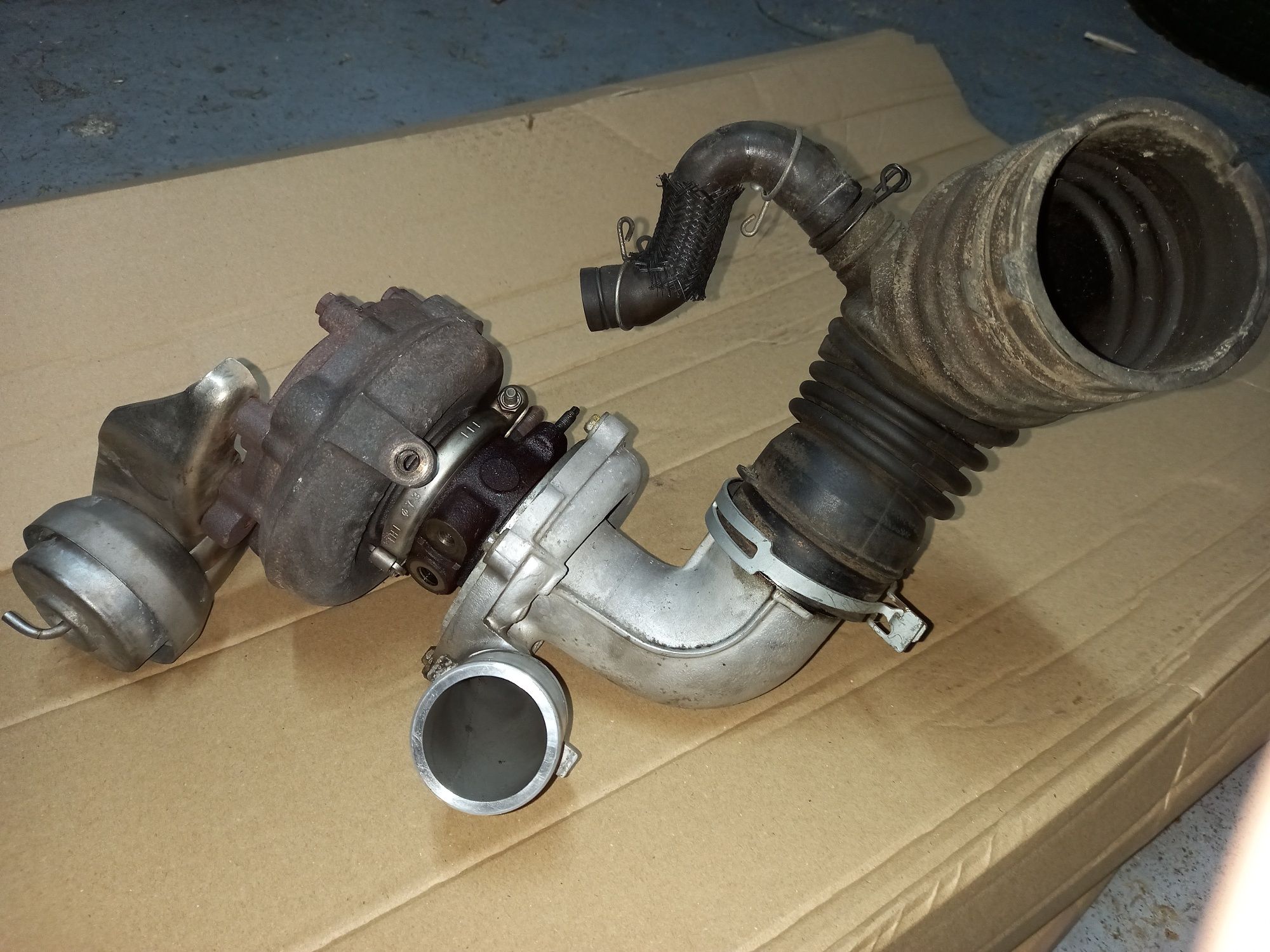 Turbosprężarka Toyota rav 4 2.2 150km
Przebieg 240000