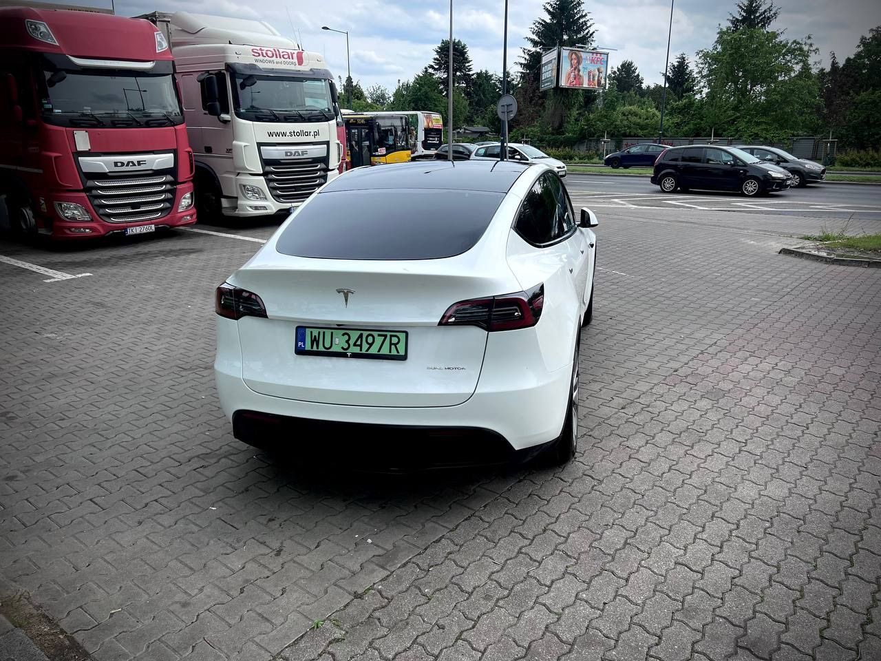 Tesla Y Tesla Model Y Long Range Dual Motor