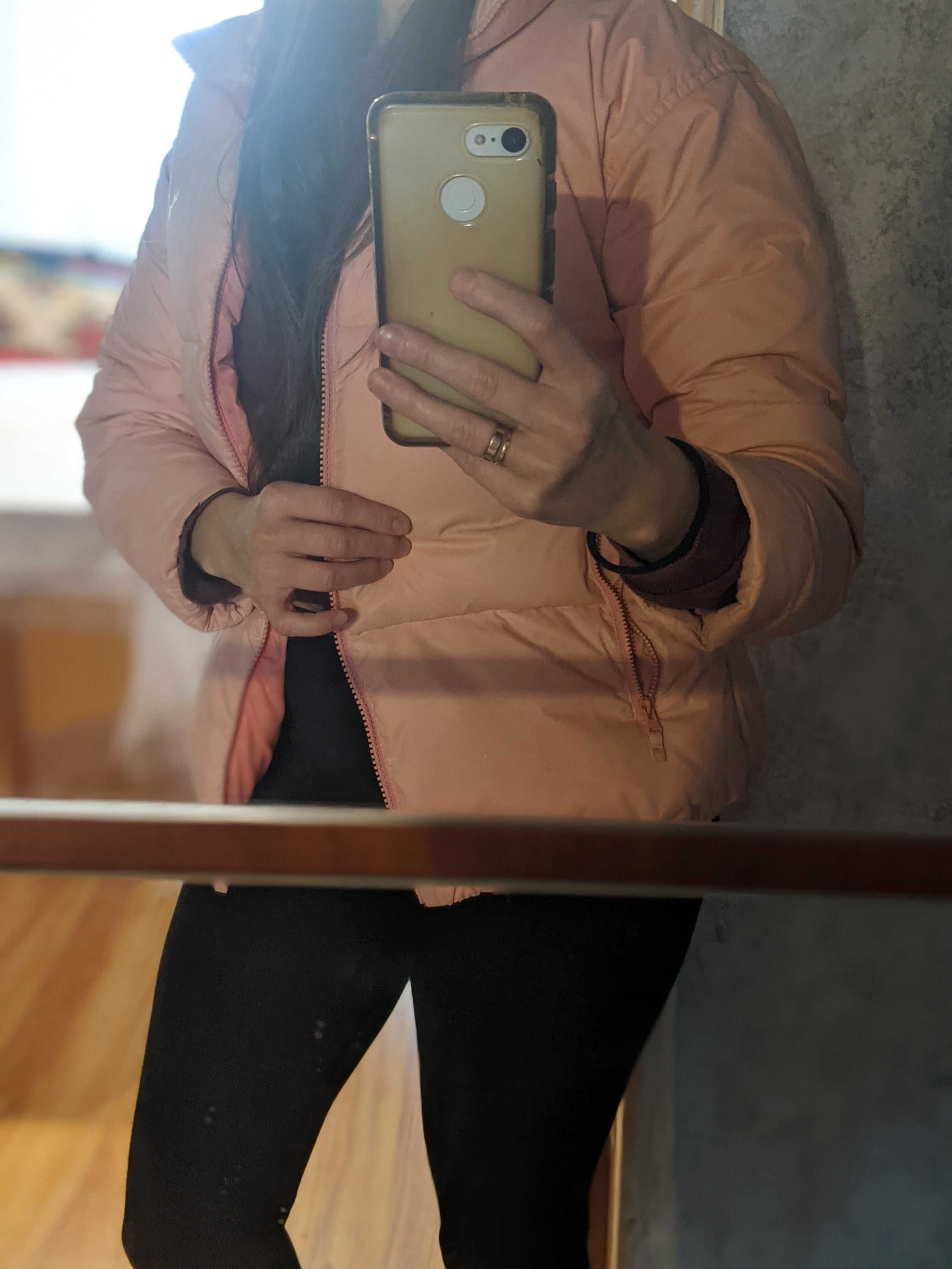 Яскравий пуховик Puma