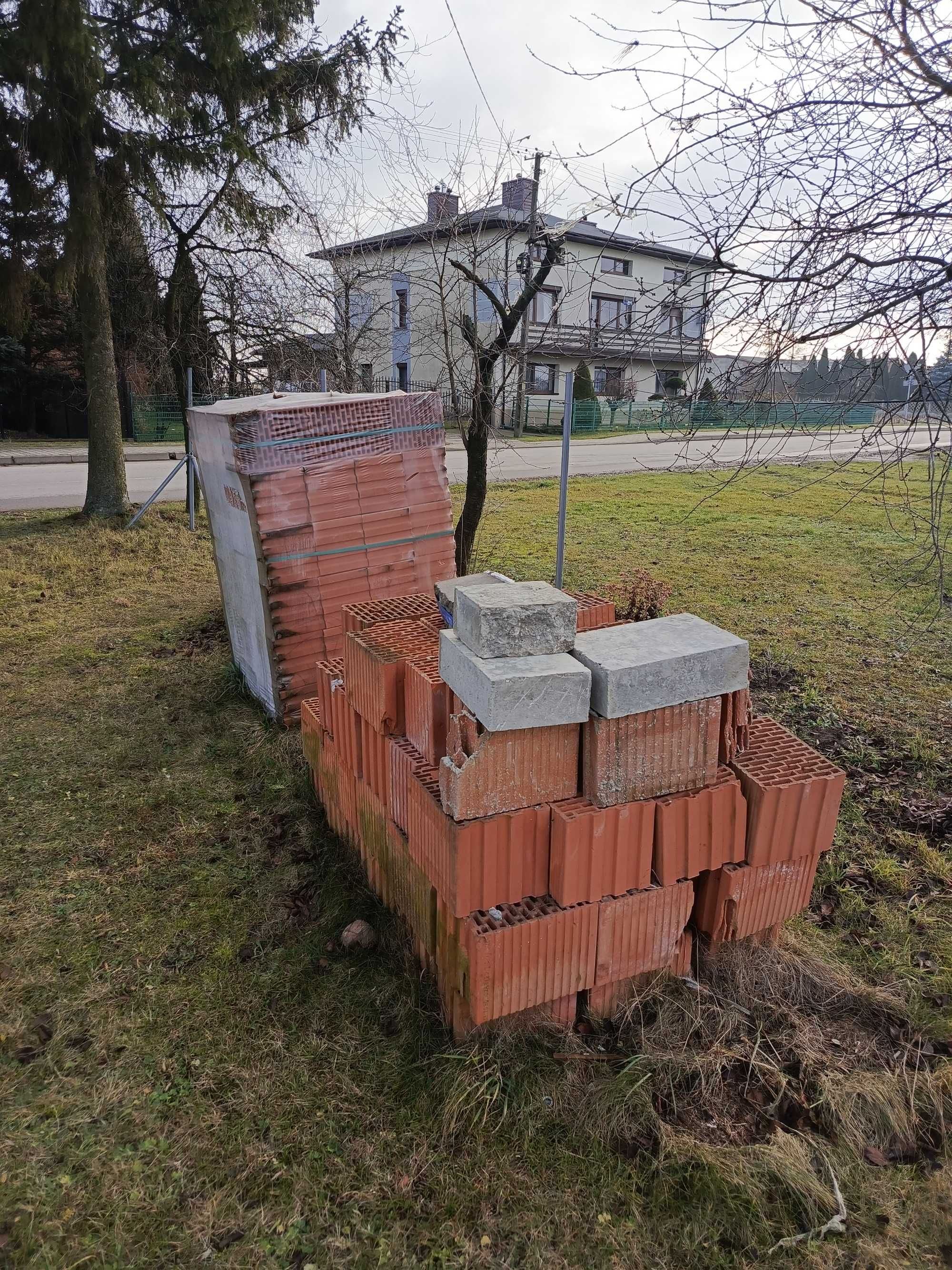 Sprzedam cegłę nową pozostałość po budowie
