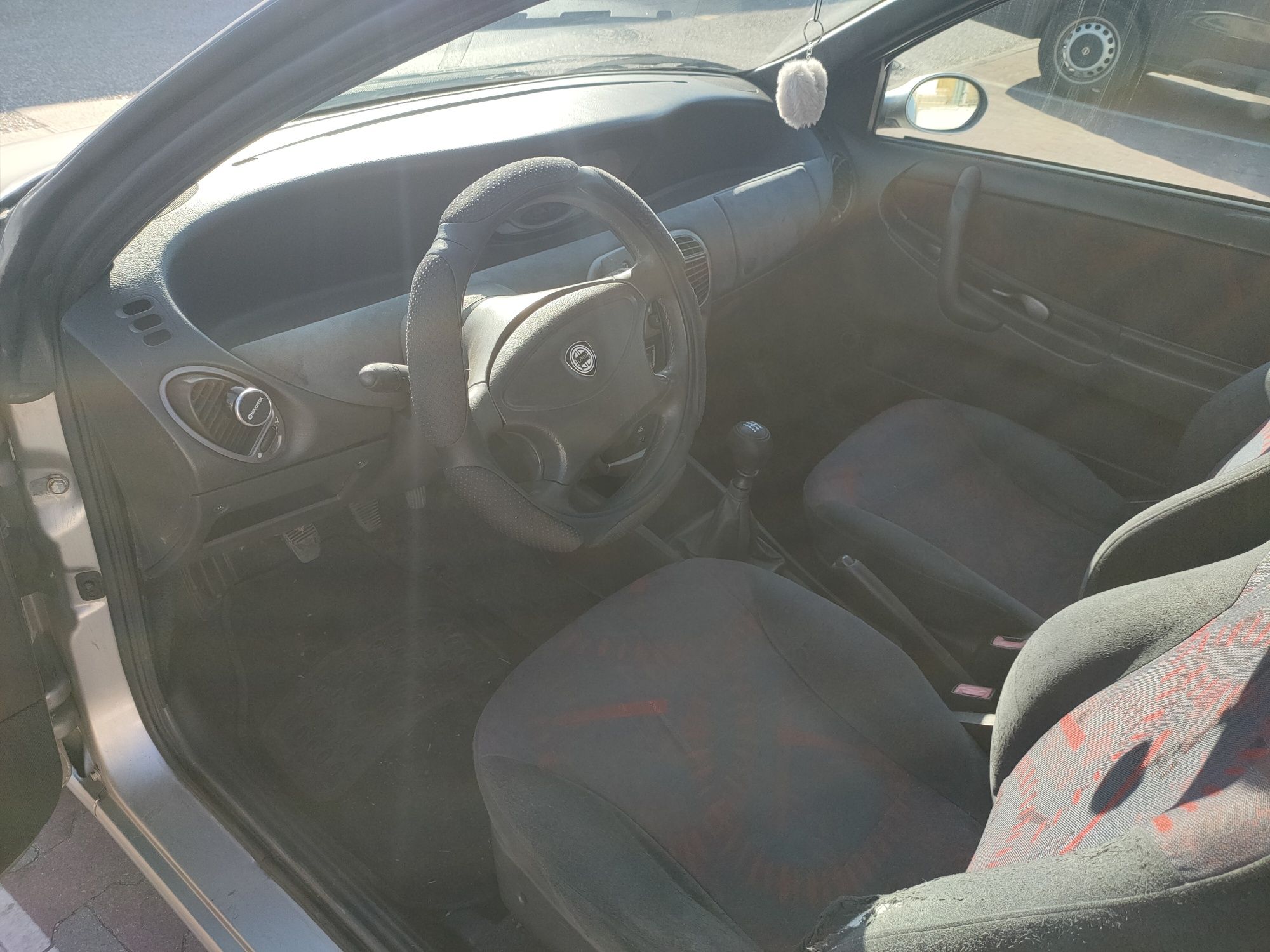 Lancia Y 1.2 - Economico