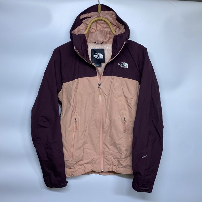 Оригинальная женская куртка The North Face Stratos DryVent